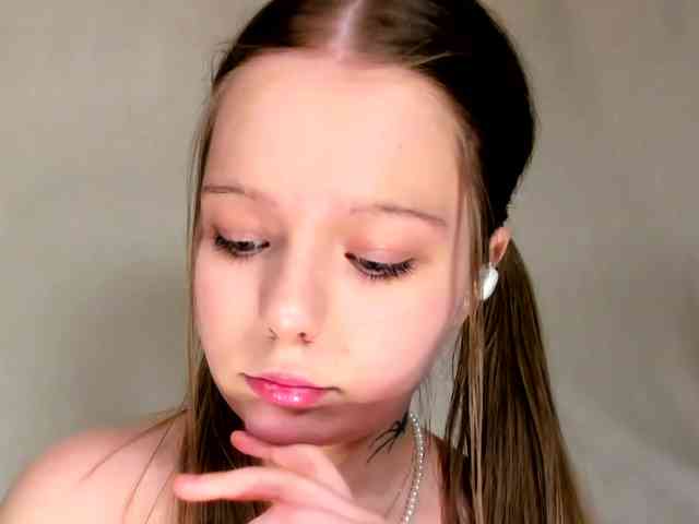 MelMooon webcam