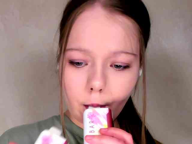 MelMooon webcam