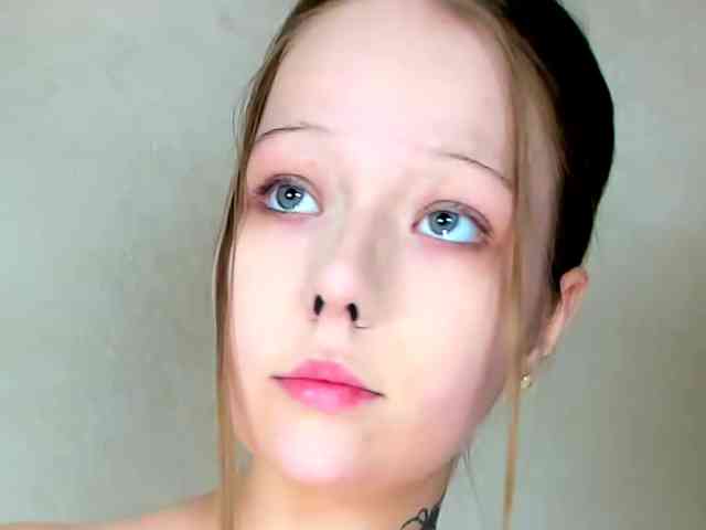 MelMooon webcam