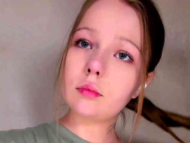 MelMooon webcam