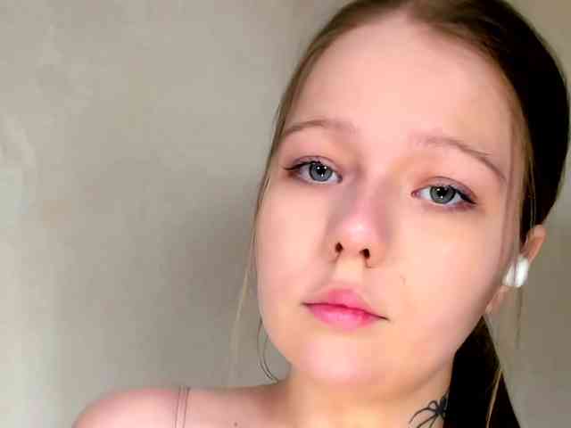 MelMooon webcam