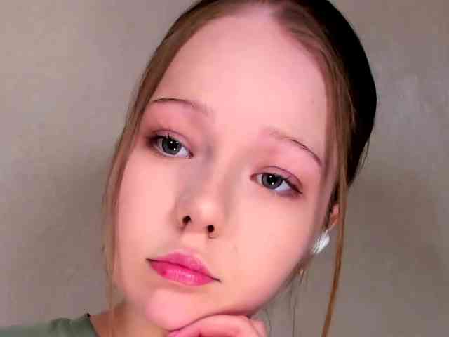 MelMooon webcam