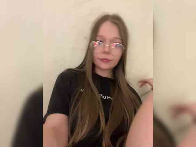 MelMooon webcam