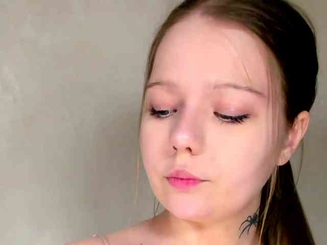 MelMooon webcam