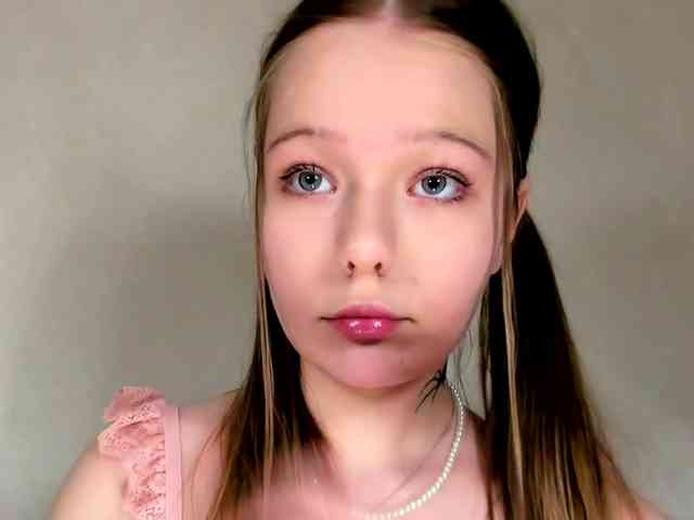 MelMooon webcam