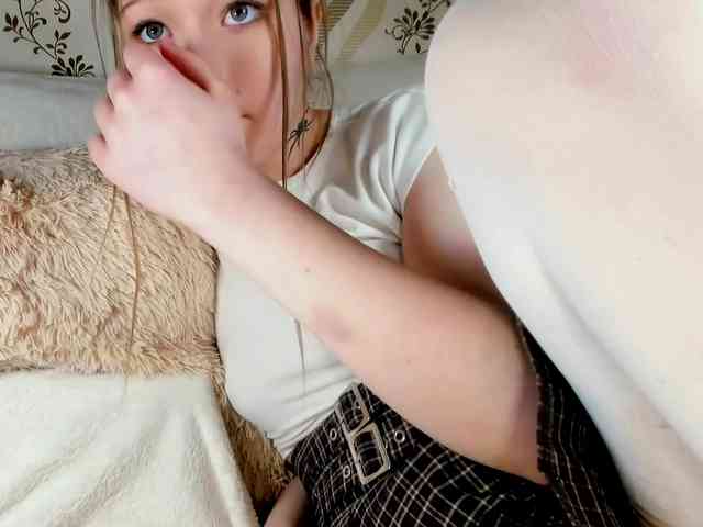 MelMooon webcam