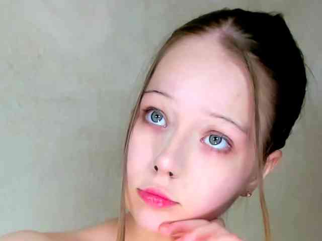 MelMooon webcam