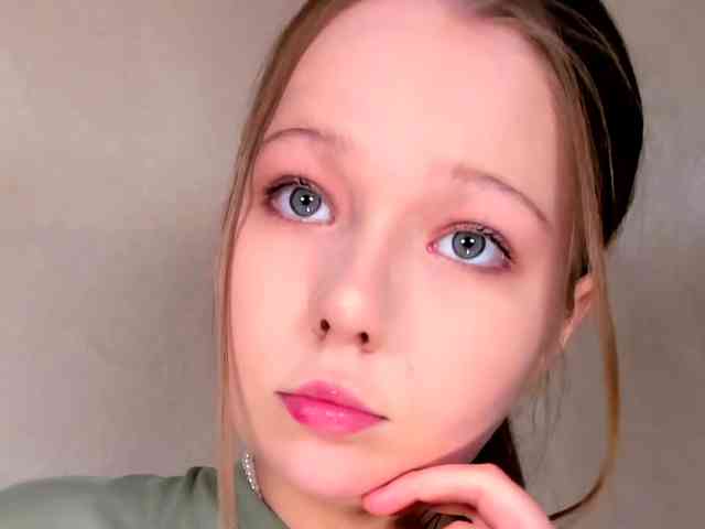 MelMooon webcam