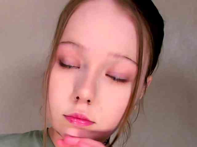 MelMooon webcam