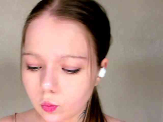 MelMooon webcam