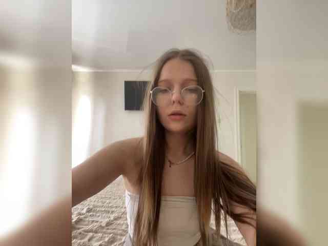 MelMooon webcam