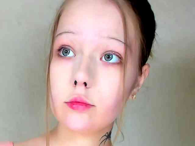 MelMooon webcam