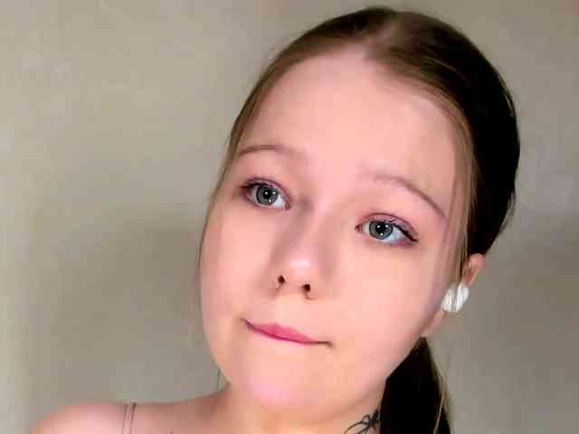 MelMooon webcam