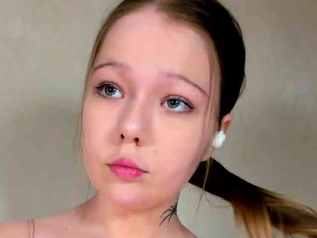MelMooon webcam