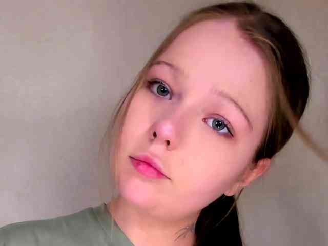 MelMooon webcam