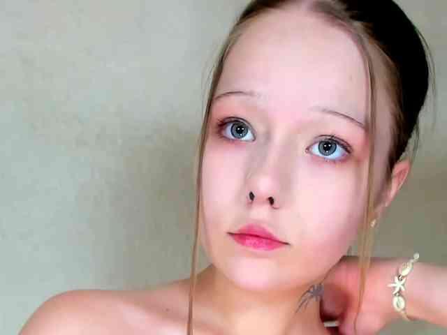 MelMooon webcam