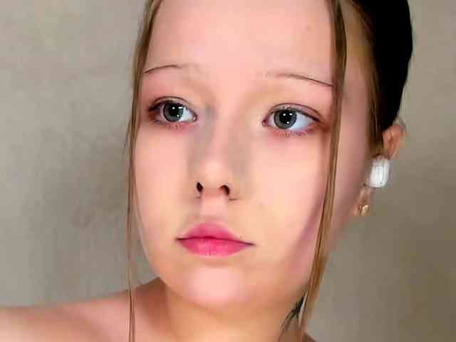MelMooon webcam