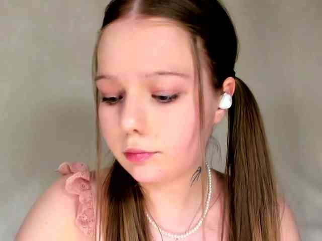 MelMooon webcam