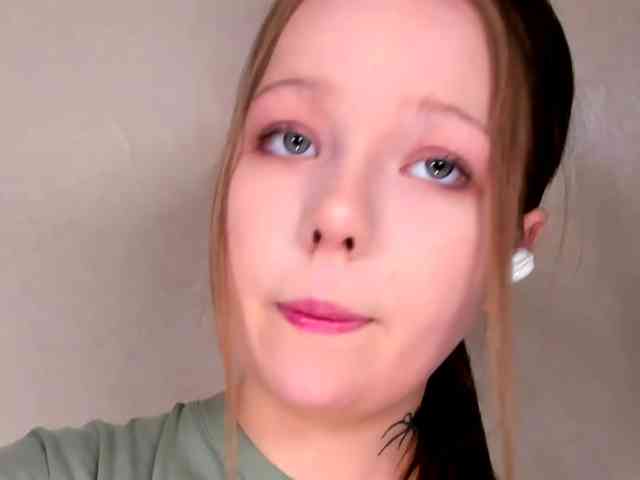 MelMooon webcam