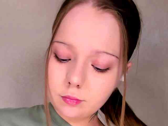 MelMooon webcam