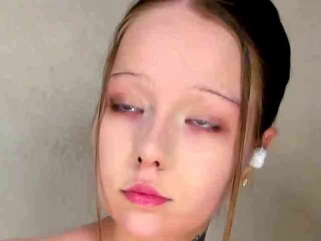 MelMooon webcam
