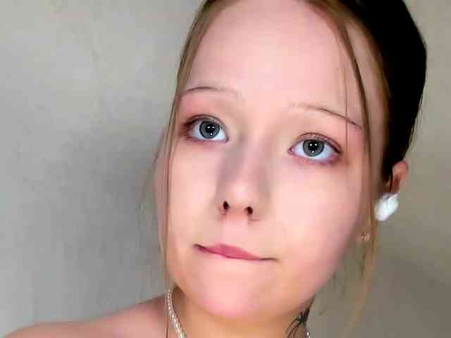 MelMooon webcam