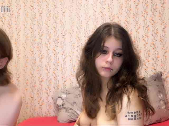 Crystal-Porn-Lov... Live Webcam on BongaCams