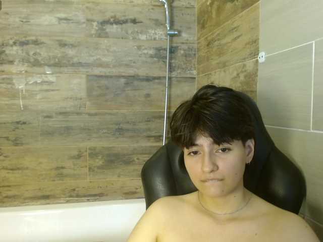 BryceEvans live cam preview