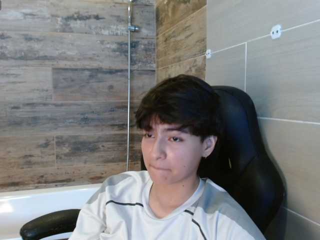 BryceEvans live cam on BongaCams
