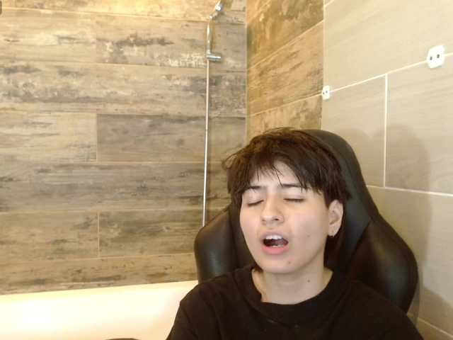 BryceEvans live cam on BongaCams