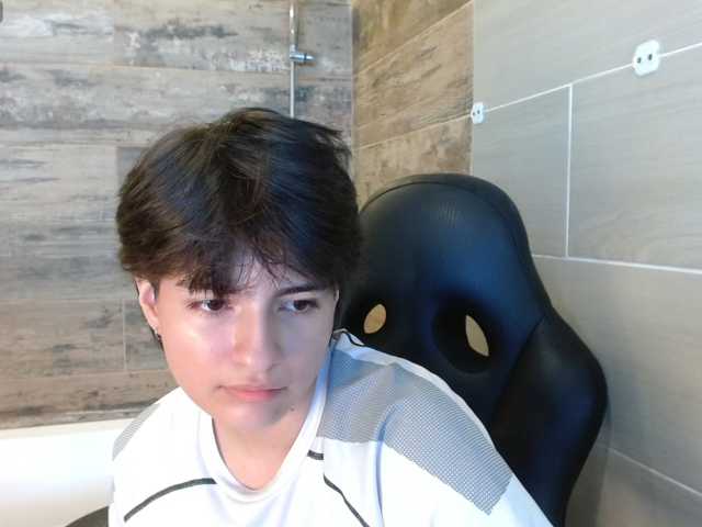 BryceEvans live cam on BongaCams
