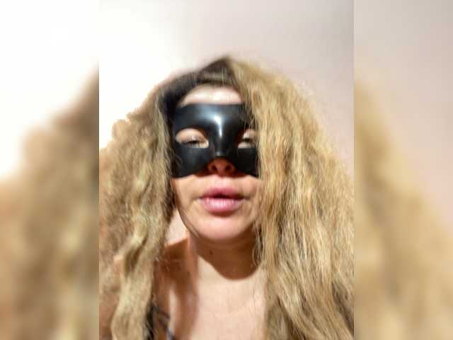 Oyster-lemon live cam on BongaCams