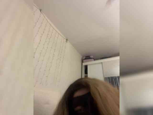 Oyster-lemon webcam