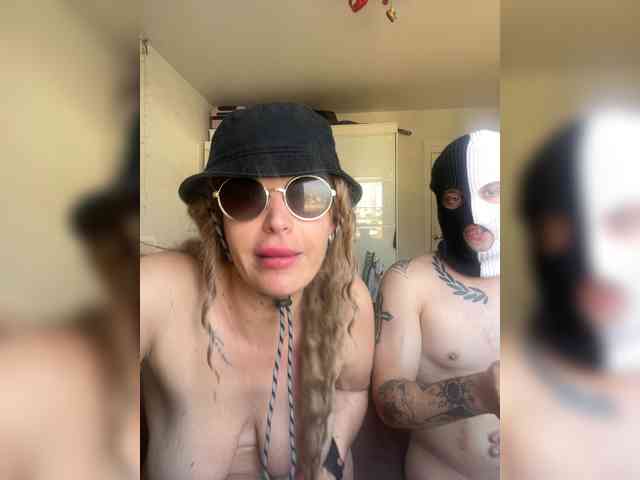 Oyster-lemon webcam