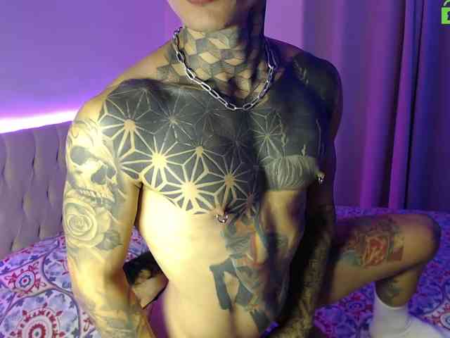 ErikColle1 Sex Cam Show