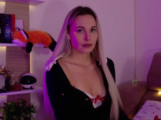 Katerina-space live cam on BongaCams