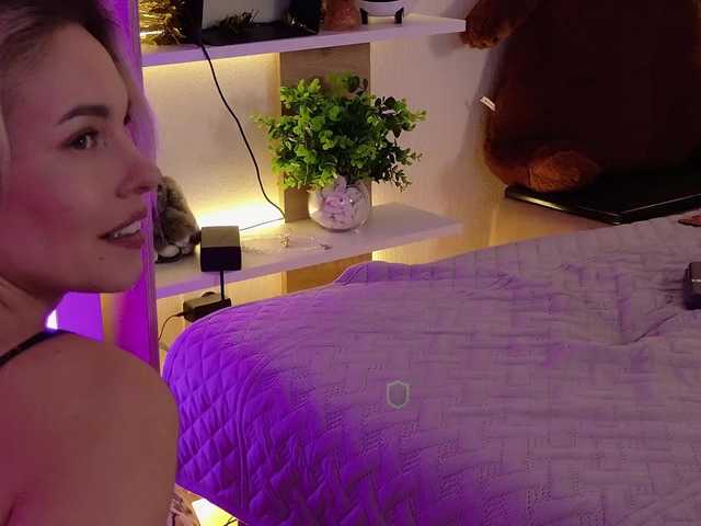 Katerina-space live webcam show