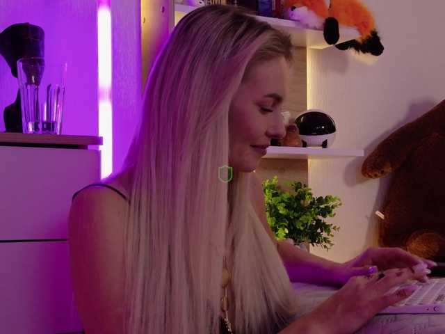 Katerina-space live webcam show
