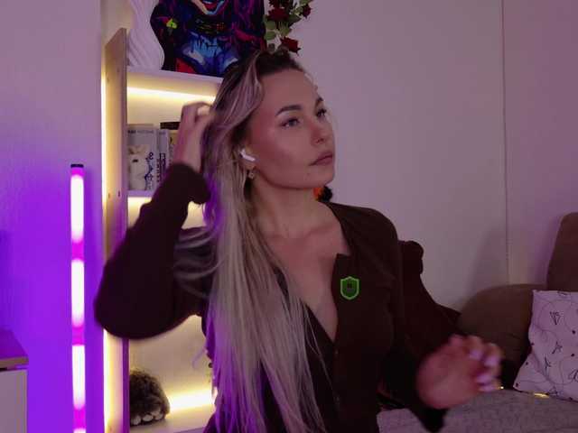 Katerina-space live cam on BongaCams