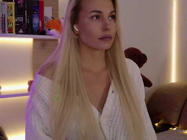 Katerina-space live cam on BongaCams