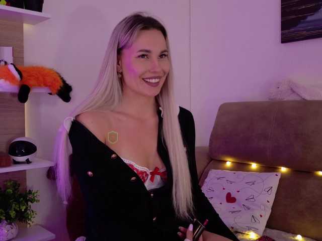 Katerina-space live cam on BongaCams