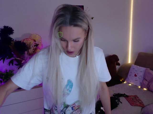 Katerina-space live webcam show