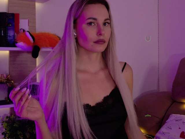 Katerina-space live cam on BongaCams