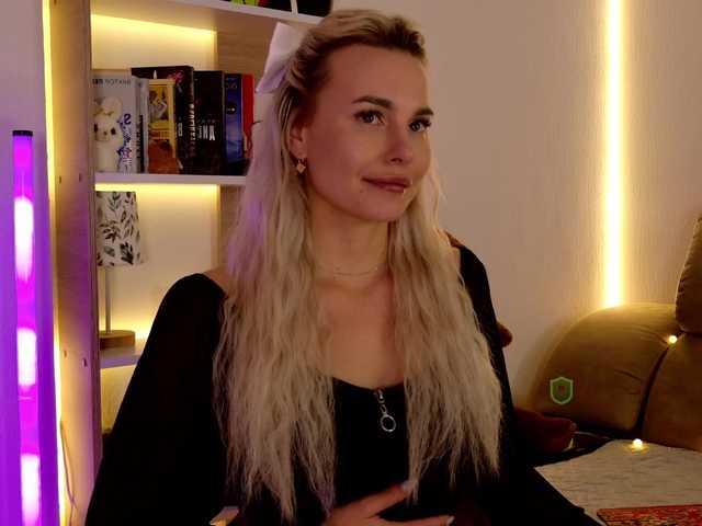 Katerina-space live cam on BongaCams
