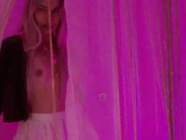 Katerina-space live cam on BongaCams