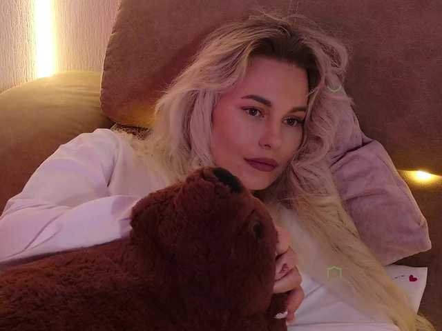 Katerina-space live cam on BongaCams