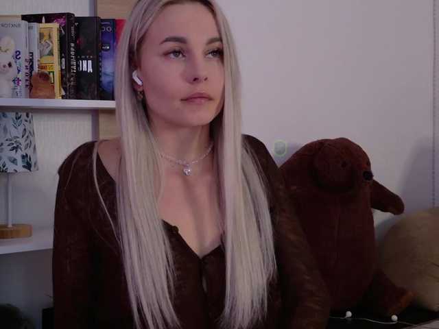 Katerina-space live cam on BongaCams