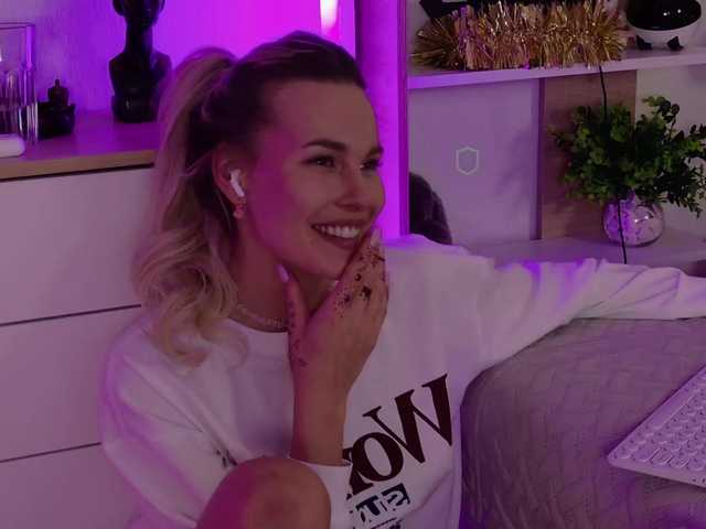 Katerina-space live webcam show