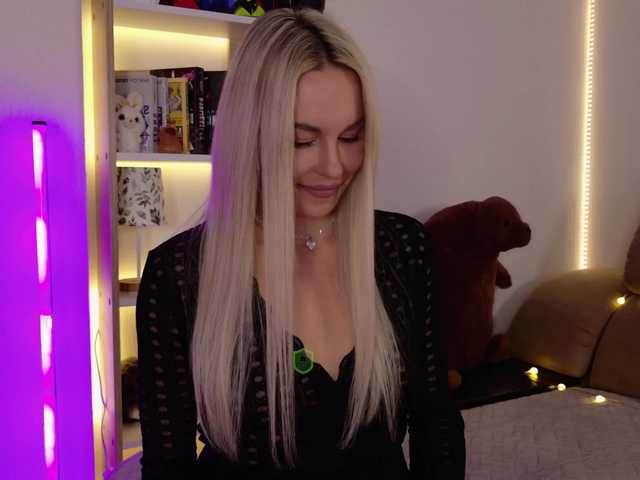 Katerina-space live cam on BongaCams