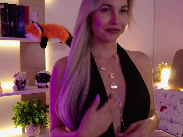 Katerina-space live cam on BongaCams